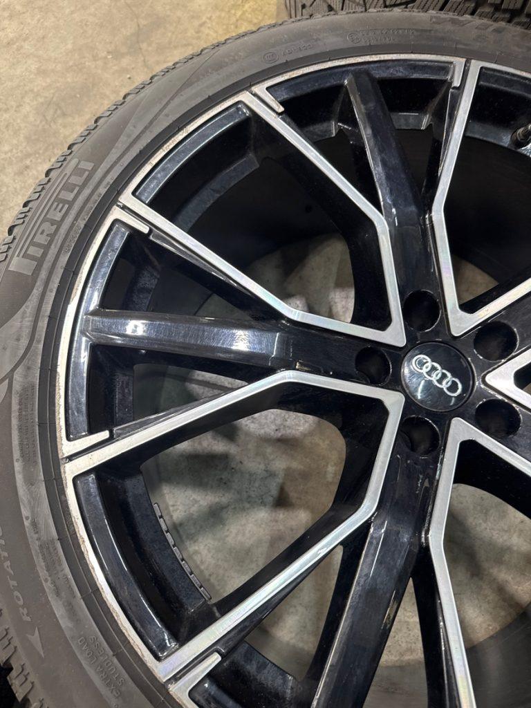 99903307-F045-4C64-ABF0-3D7B1BD77939