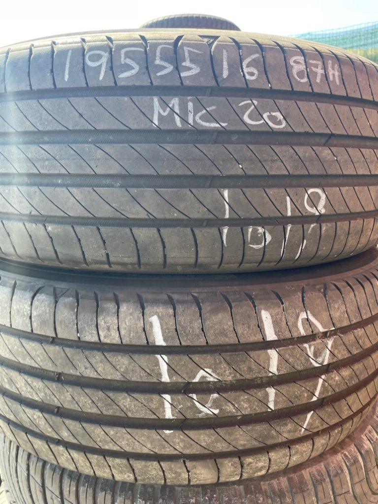 68835964-F481-44F1-94B4-AE779DE58E71