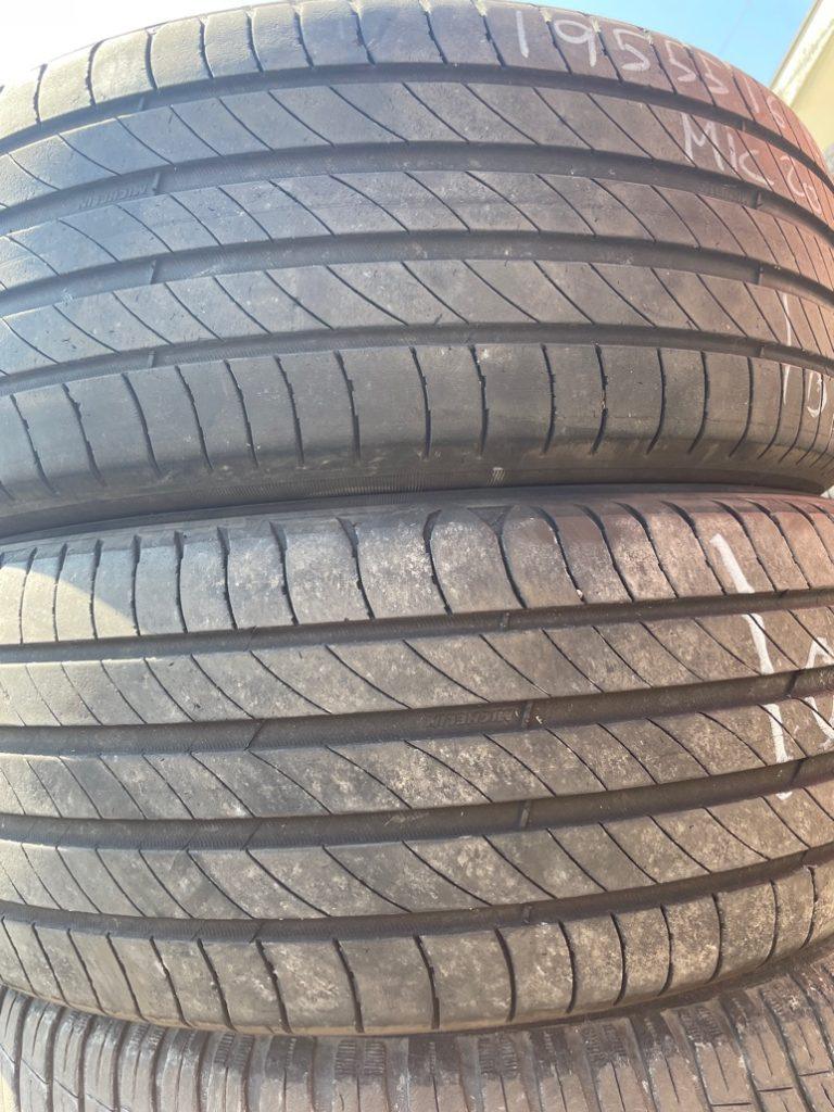 C636071E-D51F-4573-B400-73A54FB1A899