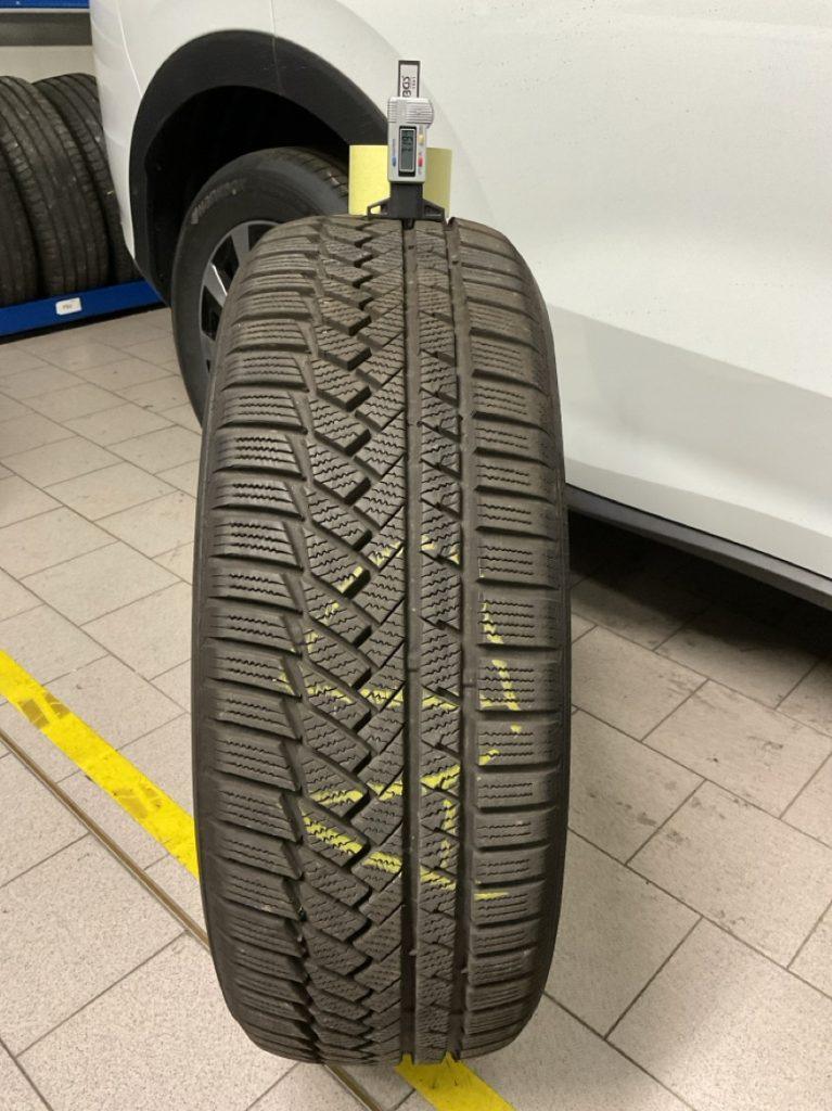 CEA19A75-2633-41F0-ACA3-50EB8F64A69A