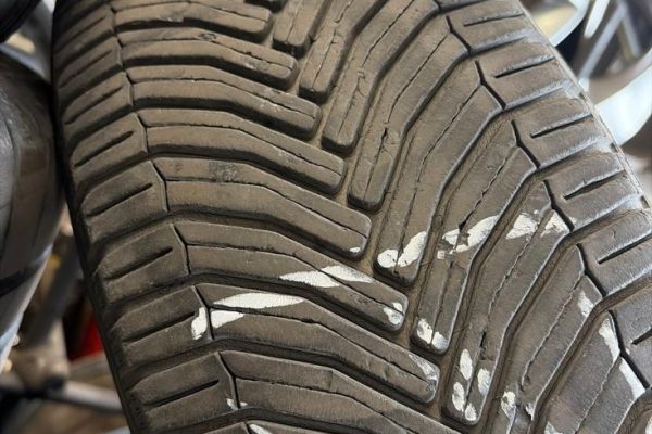 6B7537DE-4862-4333-96FC-D3DBBA797610